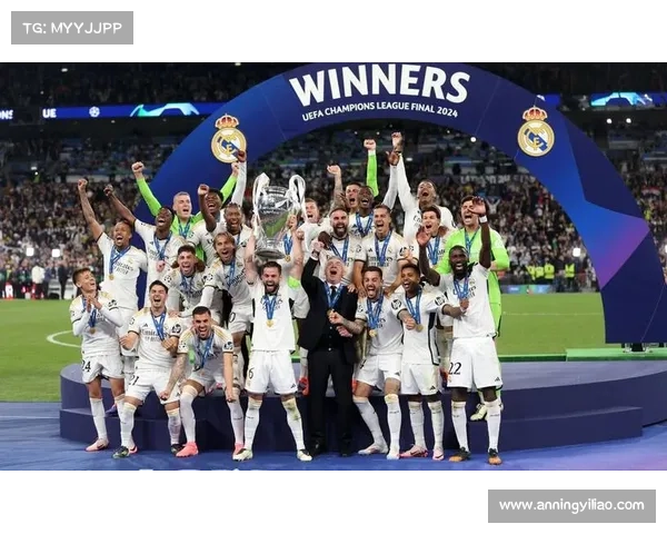 欧冠杯2021辉煌赛季回顾与足球场背后的历史传奇故事