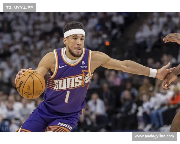 德文·布克职业生涯成就与个人荣誉全面回顾与分析